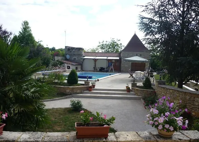 Dans Propriete Perigourdine Pechpialat